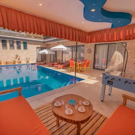 Fenomen / Kalkan Szálloda 4*